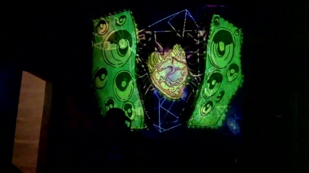 Visual Show and mapping in "Fear And Loathing In Pilar City" Made by @…