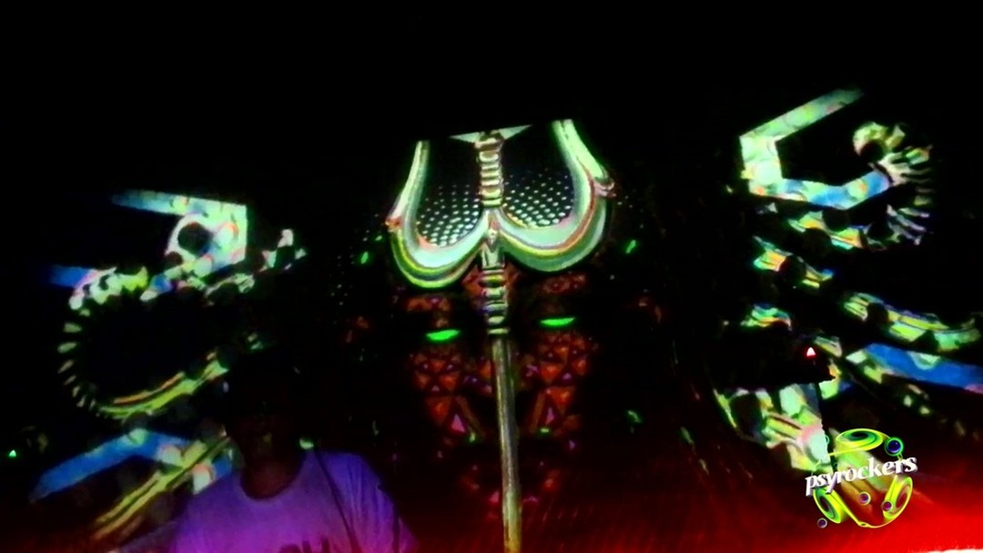 @psyrockers Acid party (Special 13 years Set: Diksha Flags made by @da…