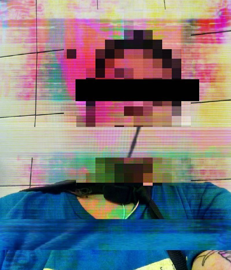 #glitch #censor #portrait #disgusting #goodbye2017