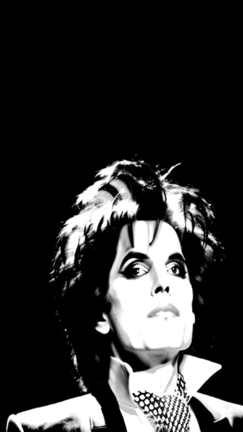 IAvatar @freddiemercury (black and White) @officialqueenmusic - I'm go…