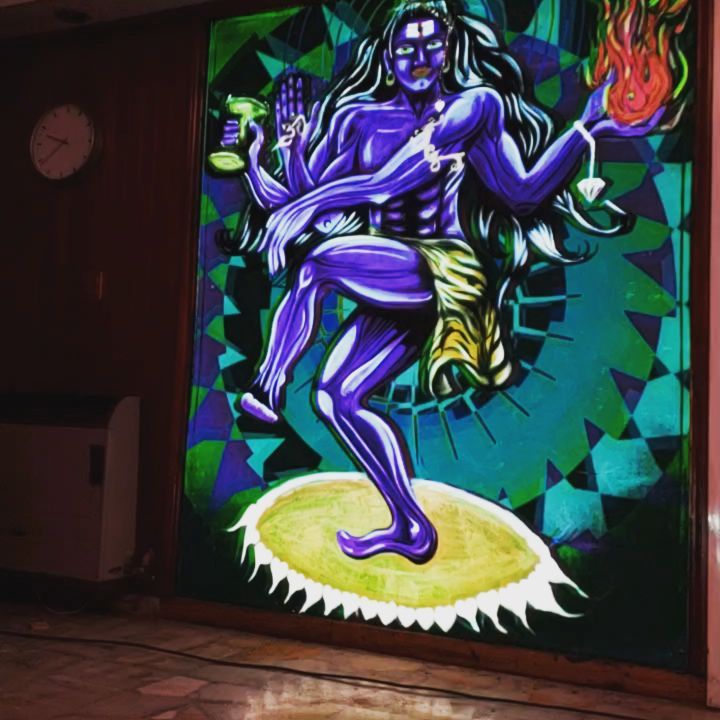 Cumpleaños Pintura: #hadadeltrance Visuales @vjravenlight #mapping #ps…
