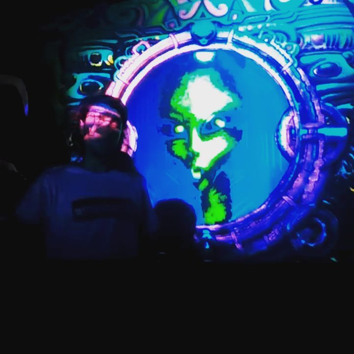 #13/04/2019 #franticnoise Set: @franticnoise Deco & visuals: @roquelog…