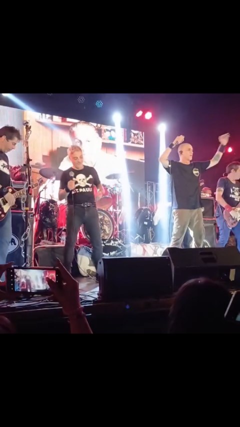 Hermoso Muchas gracias @luchoalattaque @jaurianet por usar el tributo …